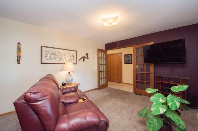 3401 Par Street N, Fargo, ND 58102