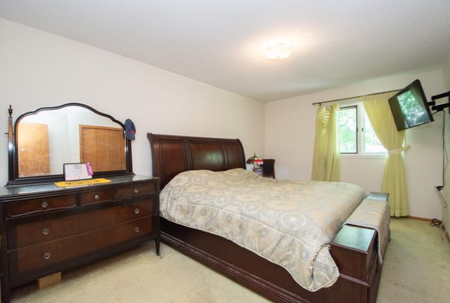 3401 Par Street N, Fargo, ND 58102