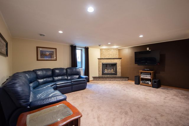 3401 Par Street N, Fargo, ND 58102