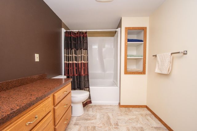 3401 Par Street N, Fargo, ND 58102