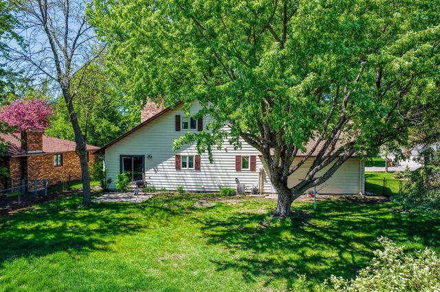 3401 Par Street N, Fargo, ND 58102