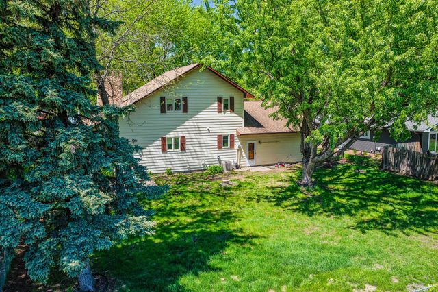 3401 Par Street N, Fargo, ND 58102