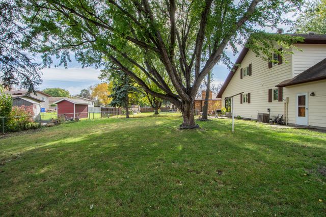 3401 Par Street N, Fargo, ND 58102