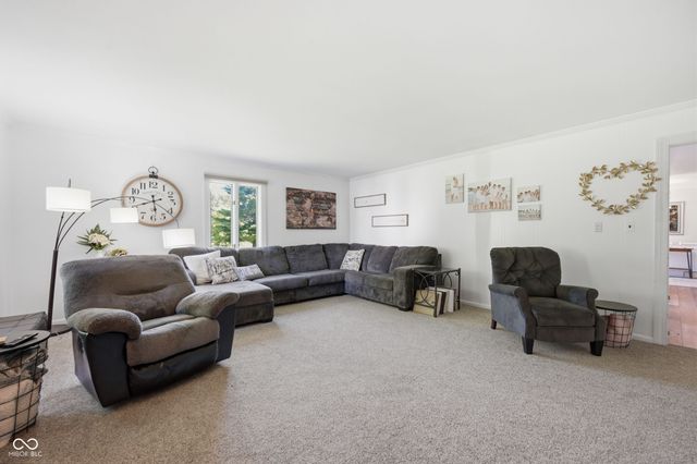 4083 W State Road 32, Anderson, IN 46011