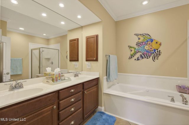 1453 E Beach Boulevard, 313, Pass Christian, MS 39571