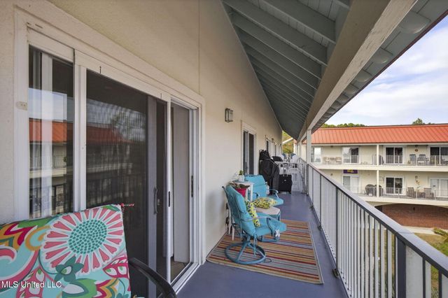 1453 E Beach Boulevard, 313, Pass Christian, MS 39571