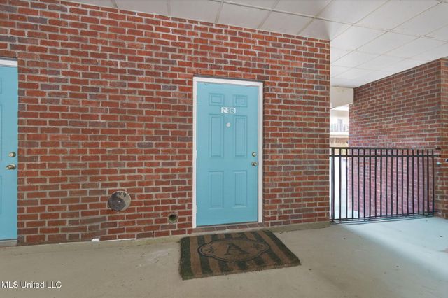 1453 E Beach Boulevard, 313, Pass Christian, MS 39571