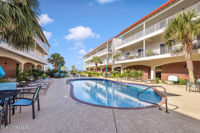 1453 E Beach Boulevard, 313, Pass Christian, MS 39571