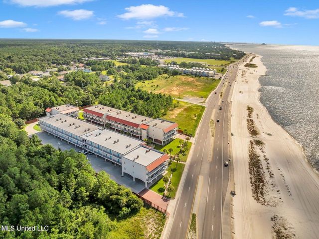 1453 E Beach Boulevard, 313, Pass Christian, MS 39571