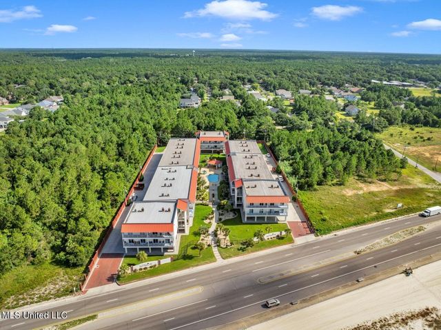 1453 E Beach Boulevard, 313, Pass Christian, MS 39571