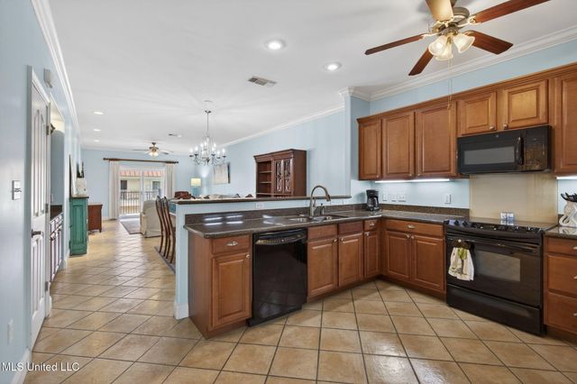 1453 E Beach Boulevard, 313, Pass Christian, MS 39571