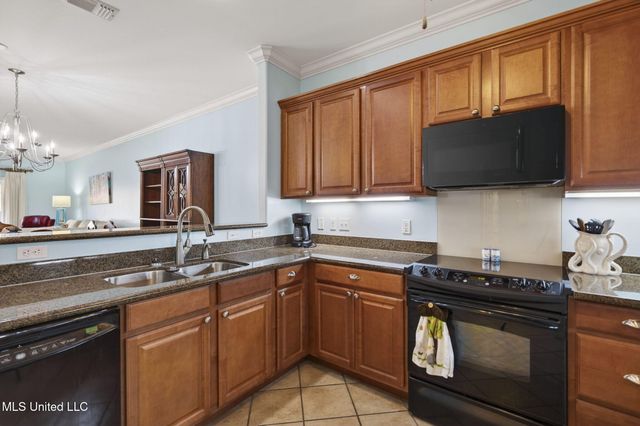 1453 E Beach Boulevard, 313, Pass Christian, MS 39571