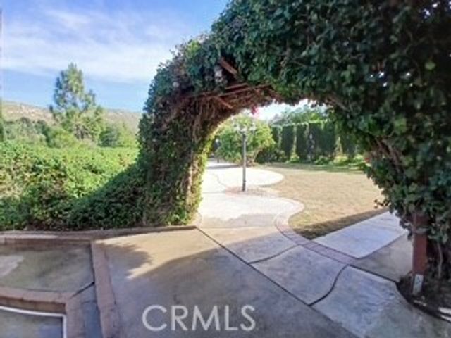 700 Via Concepcion, Riverside, CA 92506