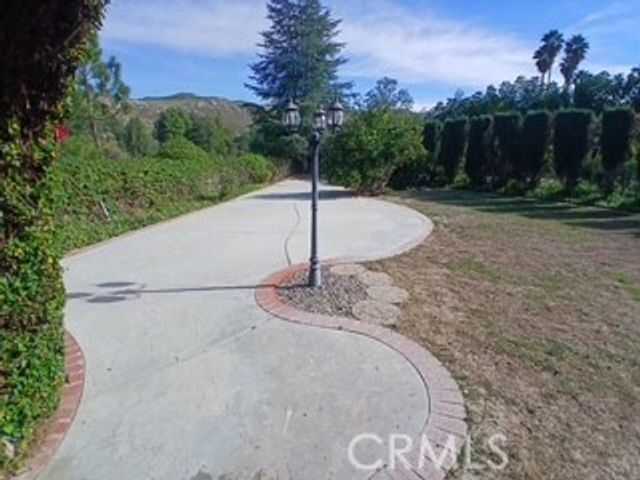 700 Via Concepcion, Riverside, CA 92506