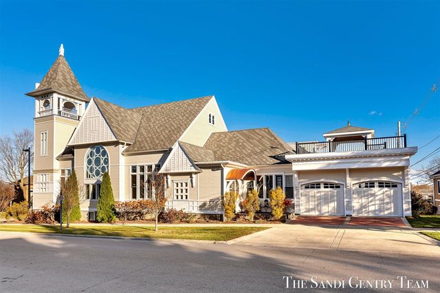 600 Washington Avenue, Grand Haven, MI 49417