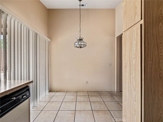 12450 Crestline Road, Victorville, CA 92392