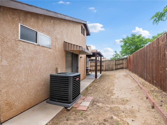 12450 Crestline Road, Victorville, CA 92392