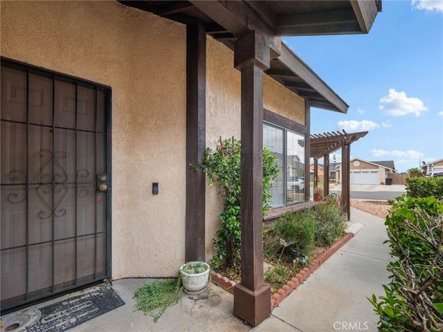 12450 Crestline Road, Victorville, CA 92392