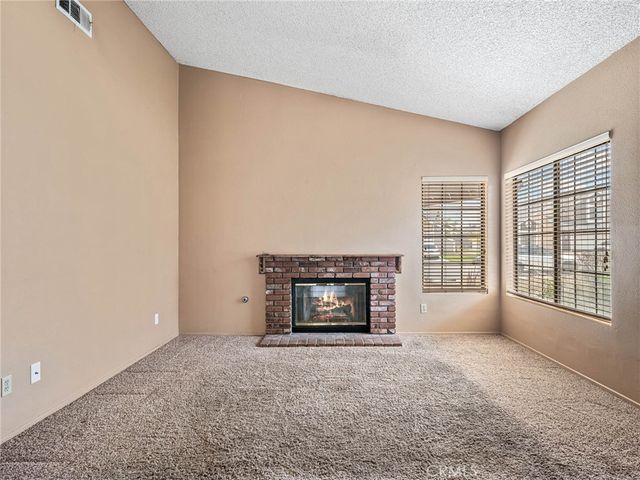 12450 Crestline Road, Victorville, CA 92392