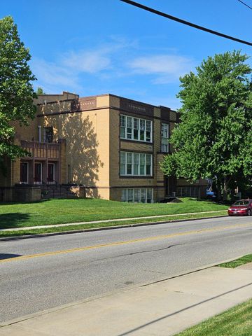 133 W LOCUST ST, Mechanicsburg, PA 17055