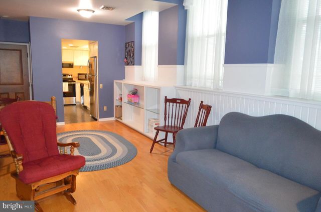 133 W LOCUST ST, Mechanicsburg, PA 17055