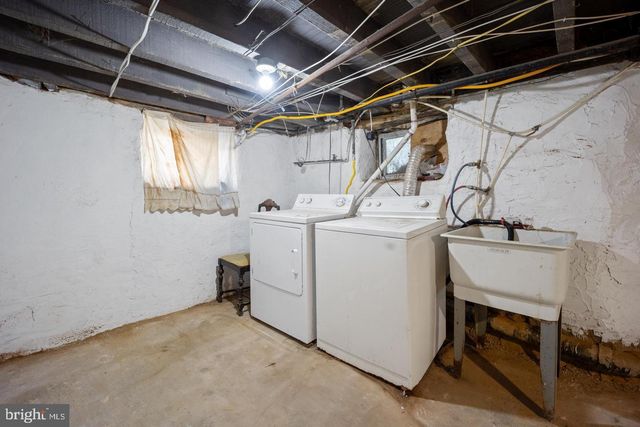 5749 CATHARINE ST, Philadelphia, PA 19143