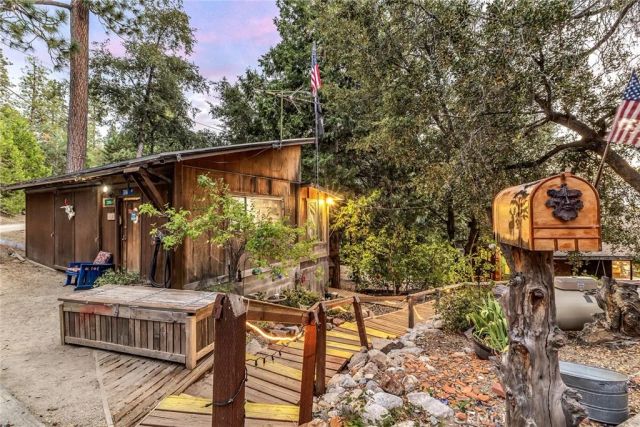 22901 Eagles Nest, Idyllwild, CA 92220