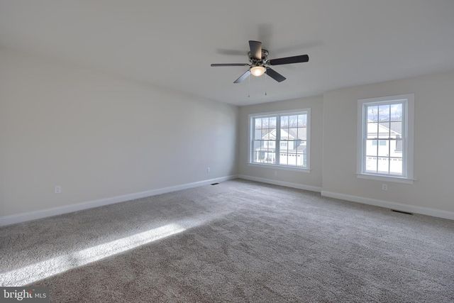 120 ELI DR, York, PA 17404