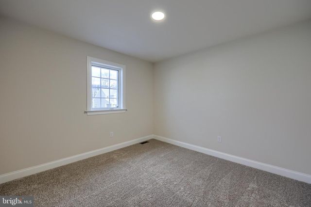 120 ELI DR, York, PA 17404