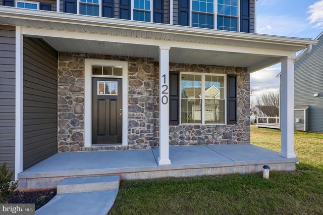 120 ELI DR, York, PA 17404