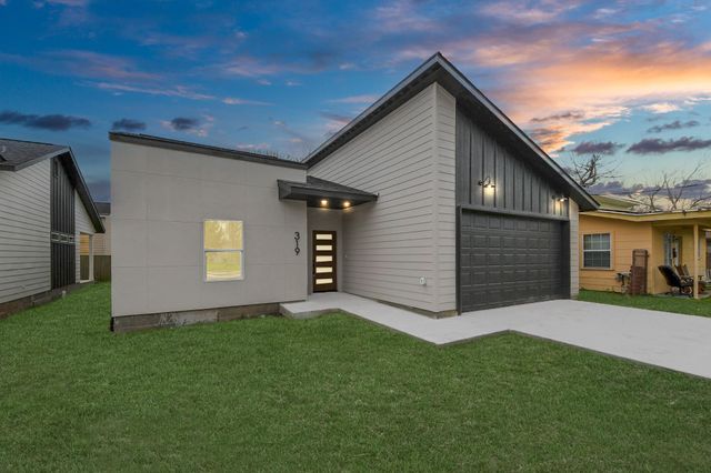 319 E Gulf Street, Baytown, TX 77520