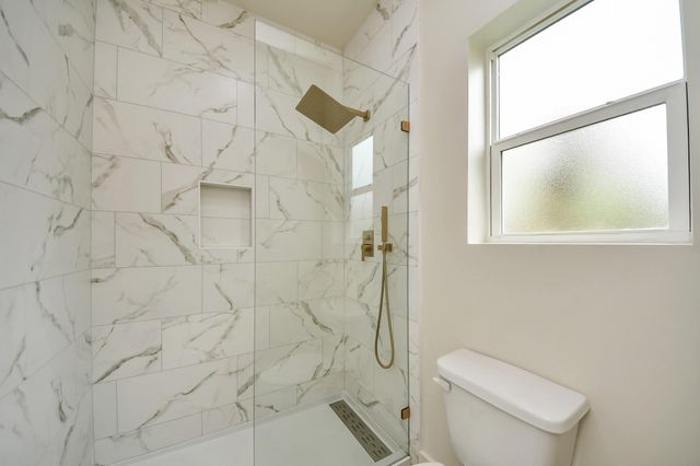 319 E Gulf Street, Baytown, TX 77520