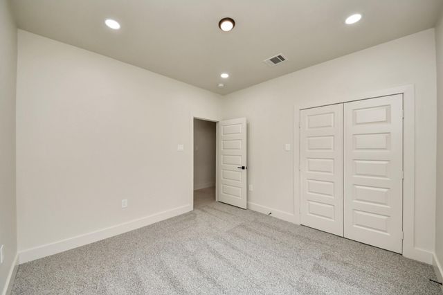 319 E Gulf Street, Baytown, TX 77520