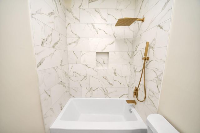 319 E Gulf Street, Baytown, TX 77520