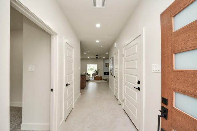 319 E Gulf Street, Baytown, TX 77520