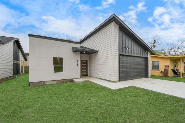 319 E Gulf Street, Baytown, TX 77520