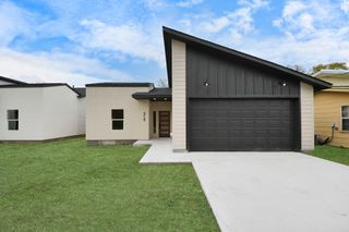 319 E Gulf Street, Baytown, TX 77520