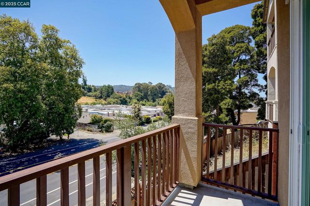 435 Colina Way, El Sobrante, CA 94803