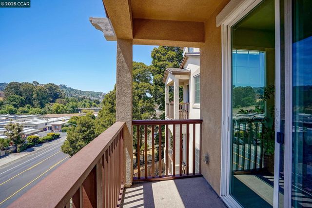 435 Colina Way, El Sobrante, CA 94803