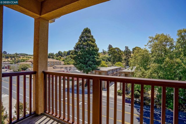 435 Colina Way, El Sobrante, CA 94803