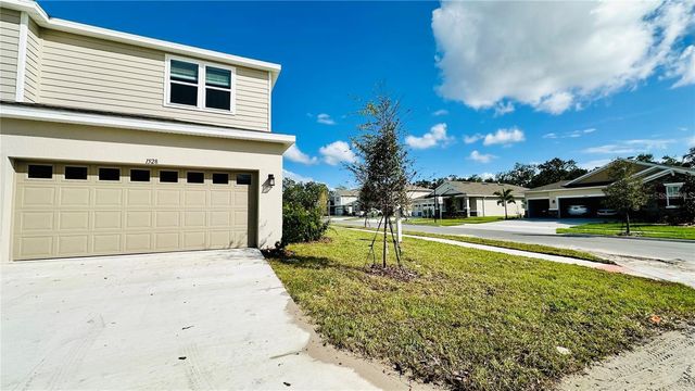 1528 ERIN BREEZE LANE, Kissimmee, FL 34744