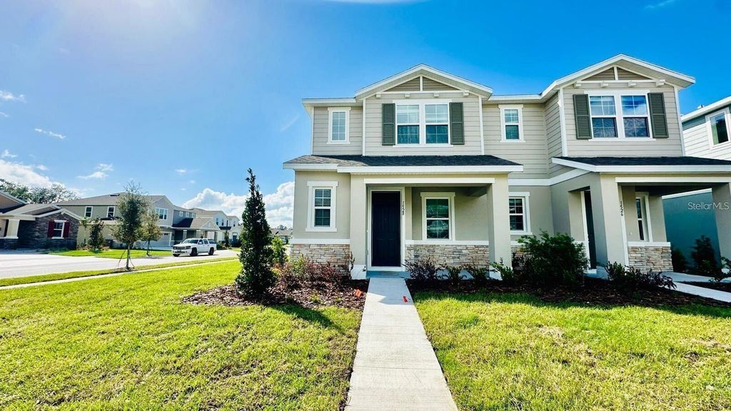 Image 21 of property listing at 1528 ERIN BREEZE LANE, Kissimmee, FL 34744