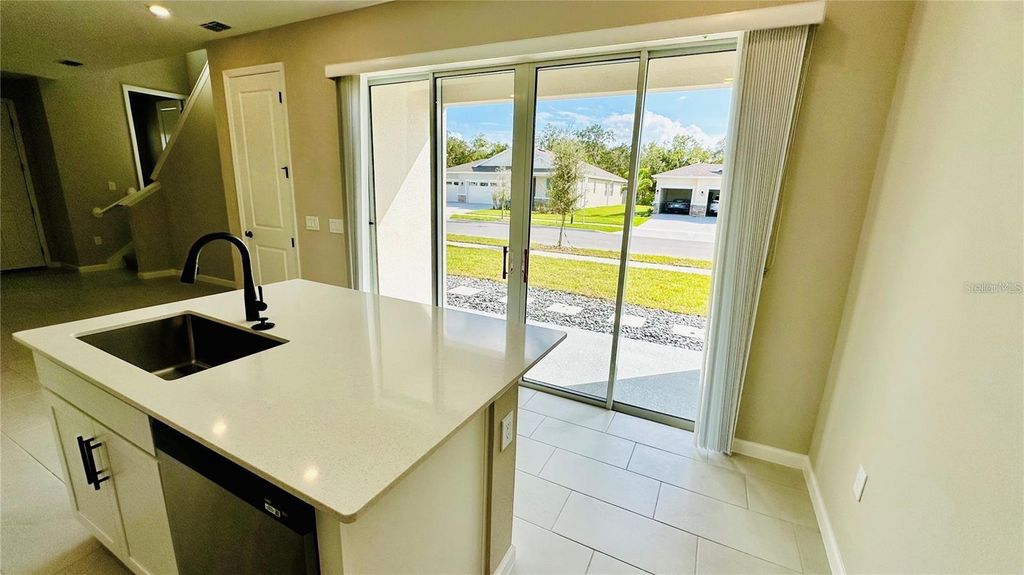 Image 5 of property listing at 1528 ERIN BREEZE LANE, Kissimmee, FL 34744