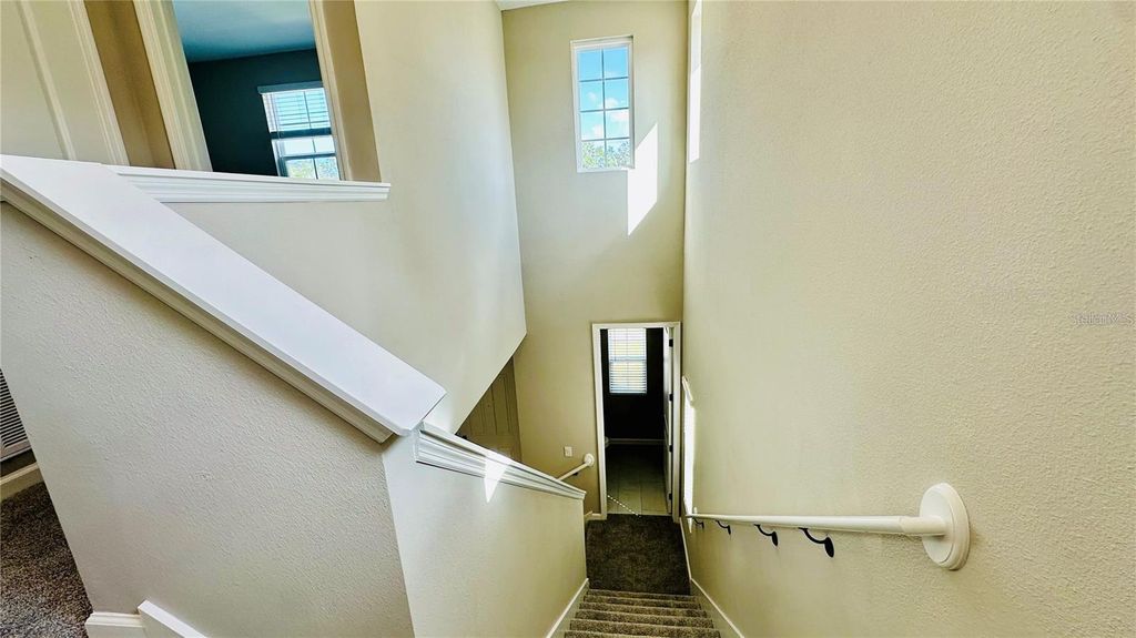 Image 10 of property listing at 1528 ERIN BREEZE LANE, Kissimmee, FL 34744