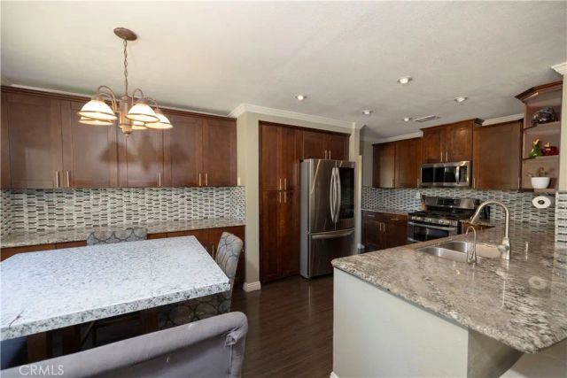 40299 Atmore Court, Temecula, CA 92591