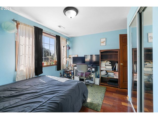 6739 Se 52ND Ave, Portland, OR 97206
