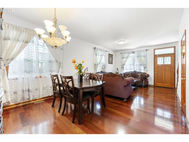 6739 Se 52ND Ave, Portland, OR 97206