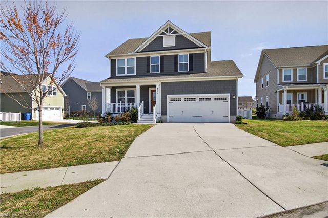 709 Big Bear LN, Chesapeake, VA 23323