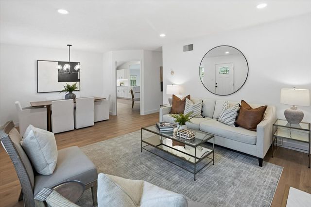 719 San Pablo Avenue, Sunnyvale, CA 94085