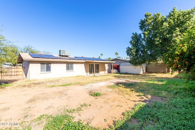 1225 W HALSTEAD Drive, Phoenix, AZ 85023